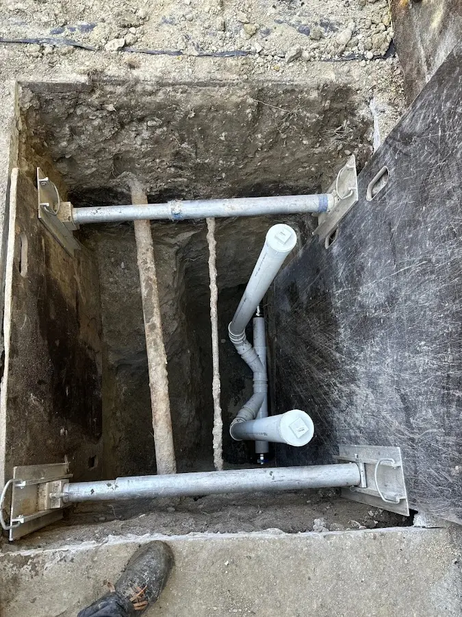 Experienced plumber completing Drain Cleaning work in Wyoming